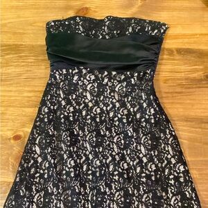 White House Black Market Black Lace Cocktail Prom Dress Women Size 6